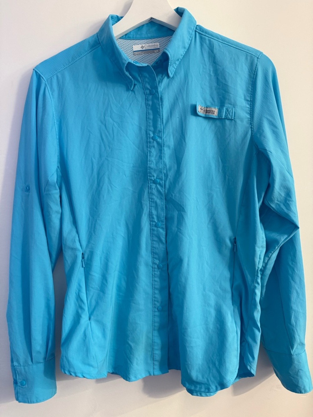 Columbia Women's UPF 40 PFG Omni Shade Snap Front Shirt Vented Blue Long Sleeve